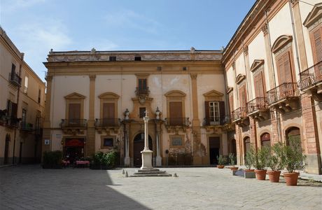 Palazzo Laureati