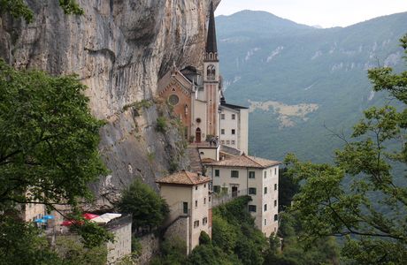 Santuario Madonna della Rosa