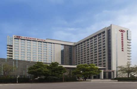 Jiang-Ning Hall