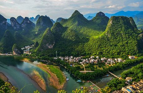 Yingwu Mountain Scenic Resort of Guilin