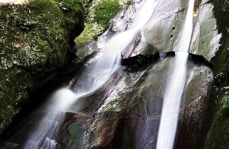 Nanhu Waterfall