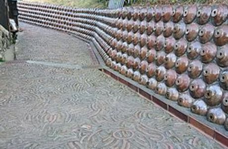 Tokoname City Pottery Footpath