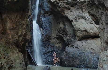 Pam Bok Waterfall
