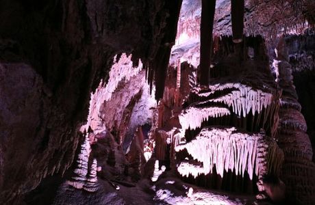 Lewis and Clark Caverns State Park