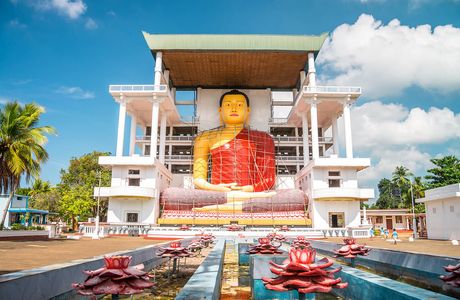 Weherahena Buddhist Temple