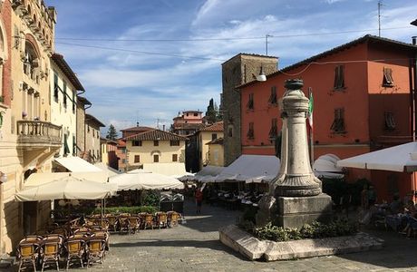 Piazza Giuseppe Giusti