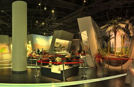 Exhibition Gallery of Cao Xueqin' Reliques