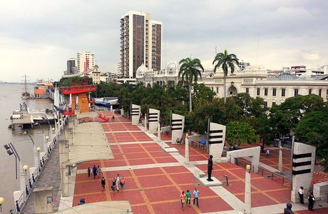 Malecon 2000