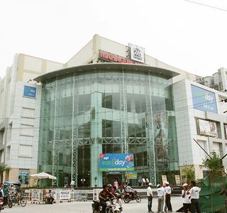 Opulent Mall