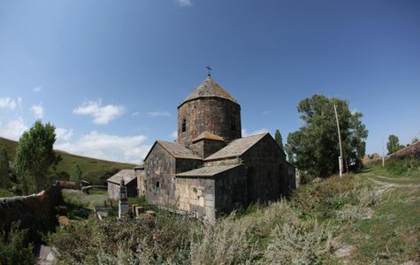 Makenis Monastery 1