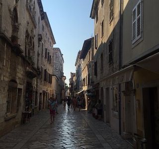 Decumanus Street