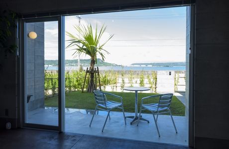 Sea Side Garden Hamahiga
