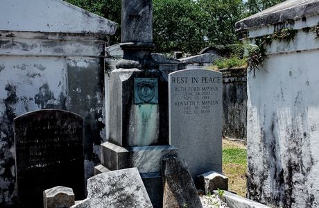 Lafayette Cemetery No.1