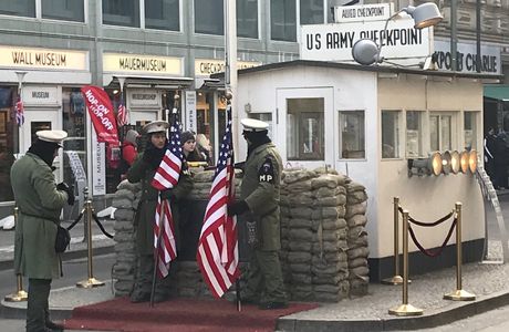 Wall Museum - Checkpoint Charlie