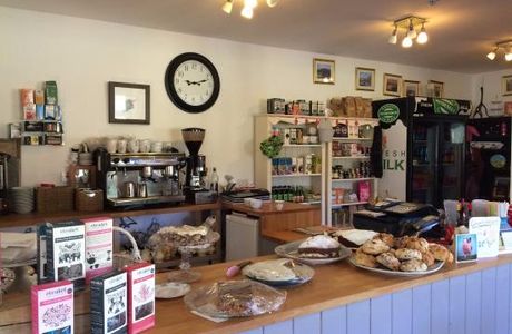 Mockbeggar Farm Shop & Tea Room