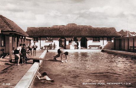 Waterside Swimming Pool