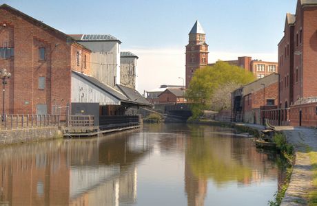 Leeds and Liverpool Canal