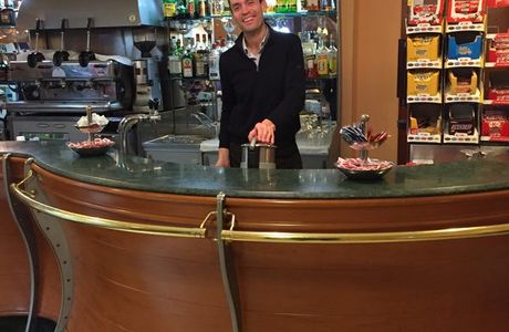 Vip's Bar