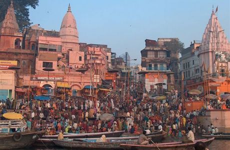 Dasaswamedh Ghat