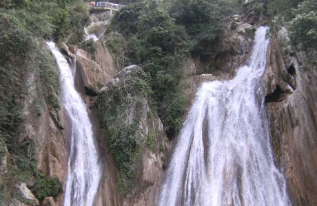 Jharipani Falls