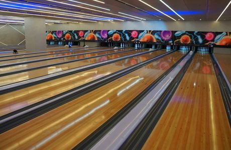 Dongsung Bowling Center