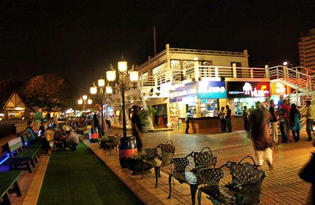 Port Grand
