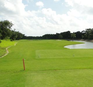 Gran Coyote Golf