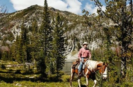 Lone Mountain Ranch Outdoor Shop
