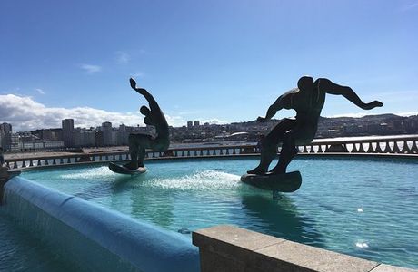 Fuente de Los Surfistas