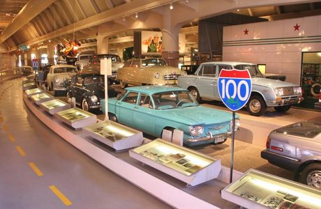 Max's Motor Museum