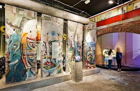 The Wall Museum