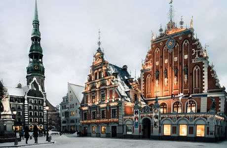 House of the Black Heads