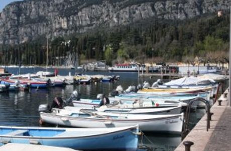 Lungolago di Garda