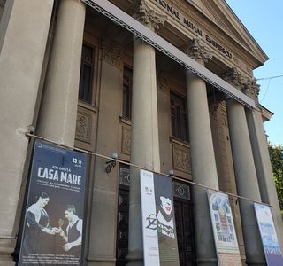 Teatrul National "Mihai Eminescu"