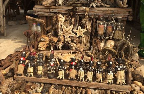 Marche aux Fetiches