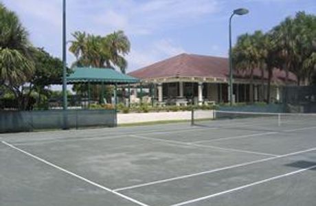 The Swim & Racquet Center