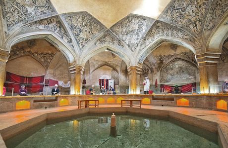 Vakil Bath