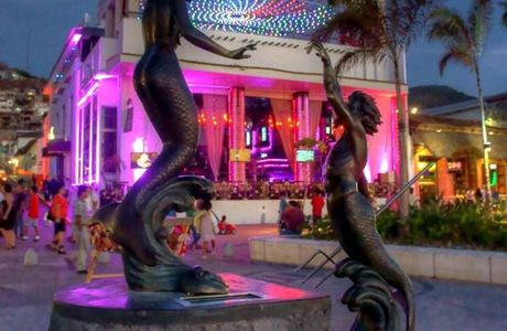 La Sirena Reina