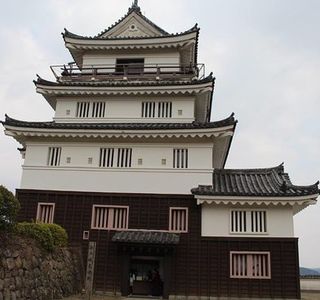 Hirado Castle