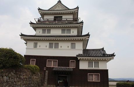 Hirado Castle