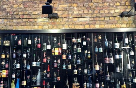 2be Beer Wall