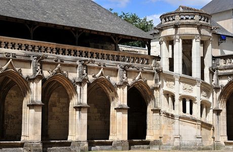 Cloister of la Psalette