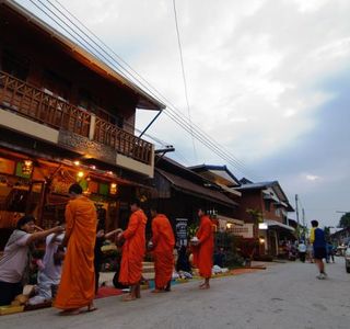 Hat Nang Khoi