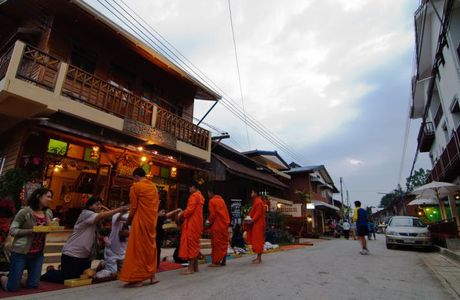 Hat Nang Khoi