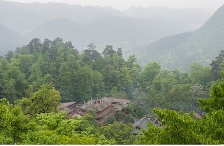 Qianling Park