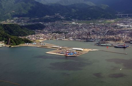 Rela Port