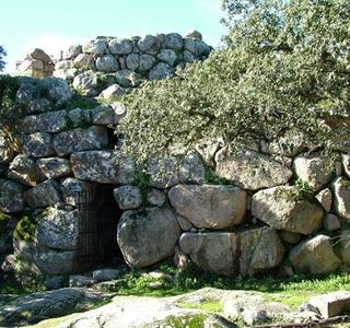 Nuraghe Majori