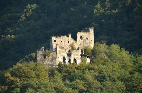 Ruderi Castello di Speronella a Rocca Pendice