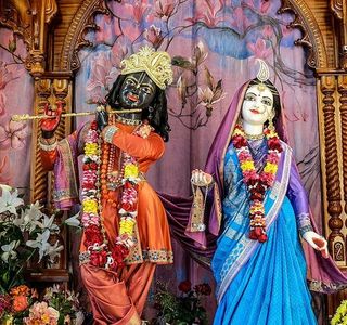 Sri Dharanee