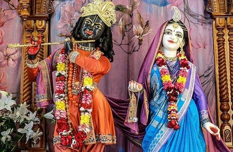 Sri Dharanee